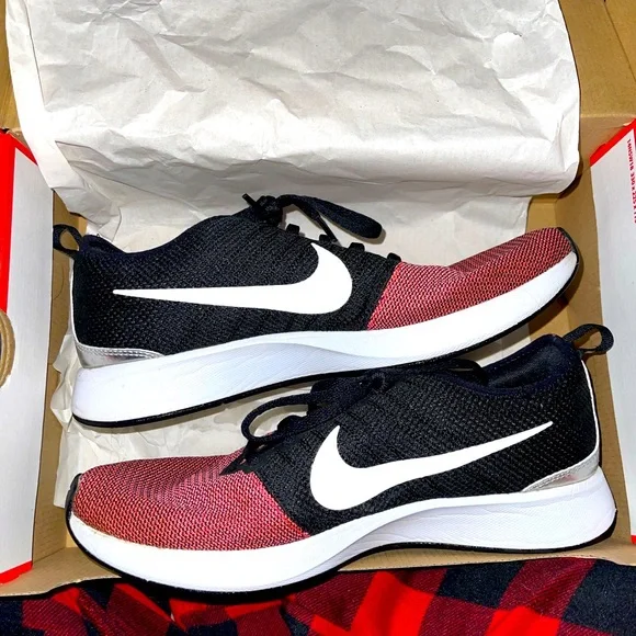 Nike | Shoes | Red Nike Dual Tone Racer Size 1 | Poshmark display picture 1